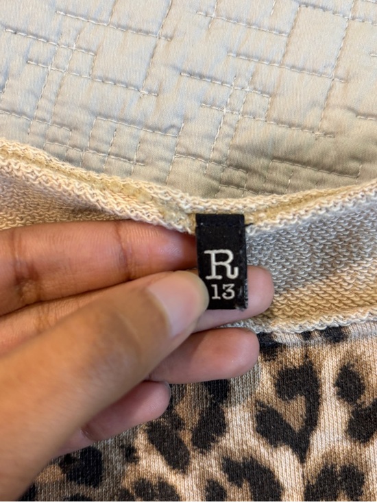 R13 Off Shoulder Patti Sweatshirt - Picture 6 of 9